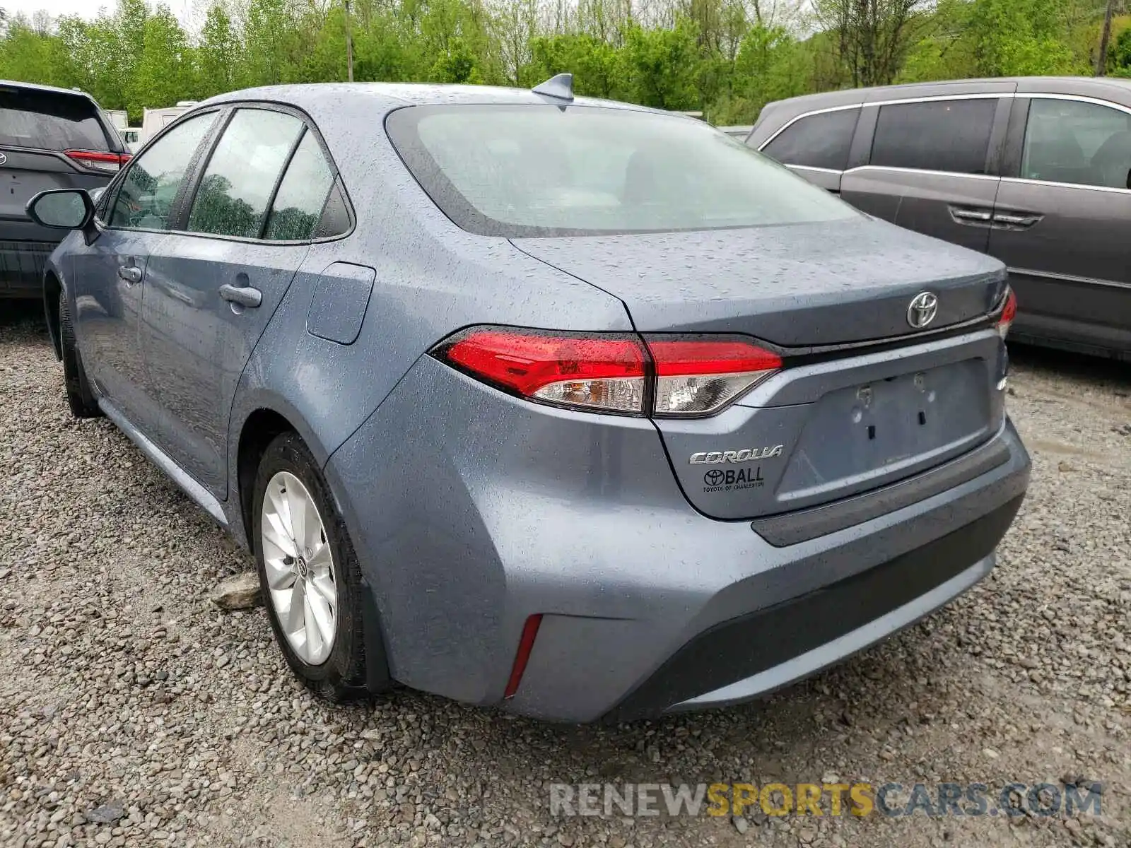 3 Photograph of a damaged car 5YFVPRAE0LP115210 TOYOTA COROLLA 2020