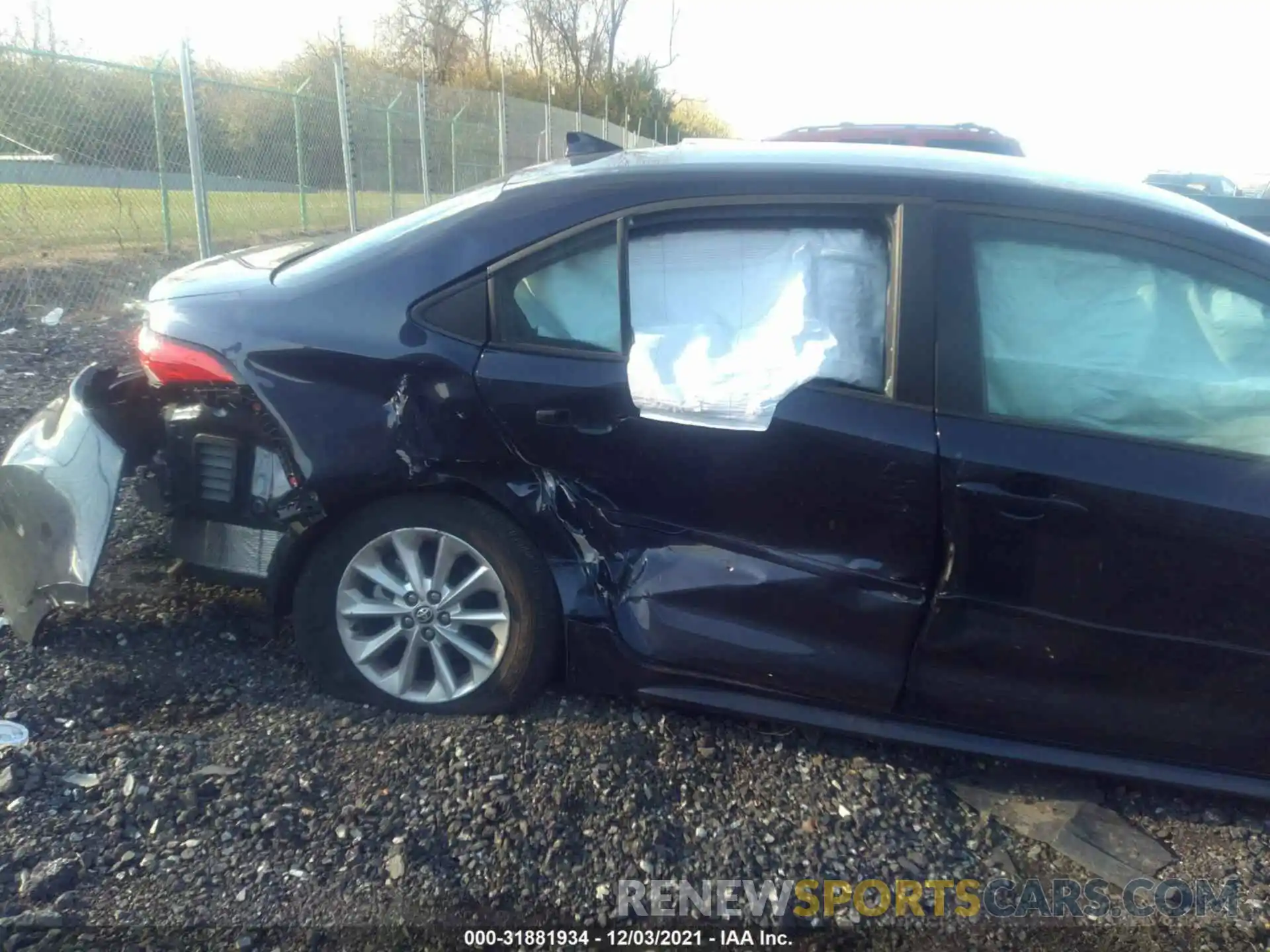 6 Photograph of a damaged car 5YFVPRAE0LP115983 TOYOTA COROLLA 2020