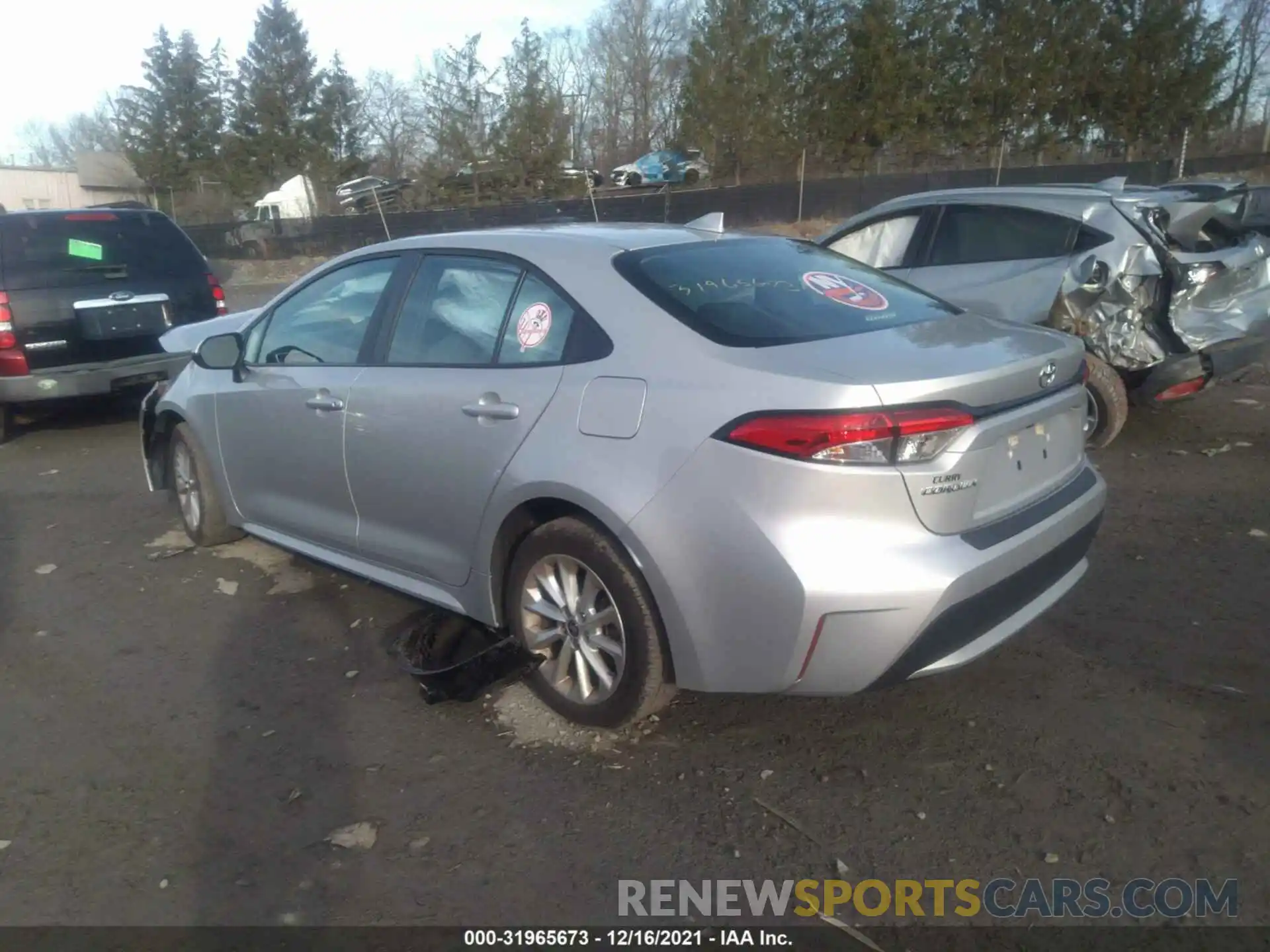 3 Photograph of a damaged car 5YFVPRAE1LP082573 TOYOTA COROLLA 2020