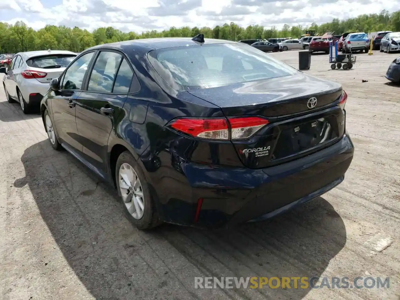 3 Photograph of a damaged car 5YFVPRAE1LP092455 TOYOTA COROLLA 2020