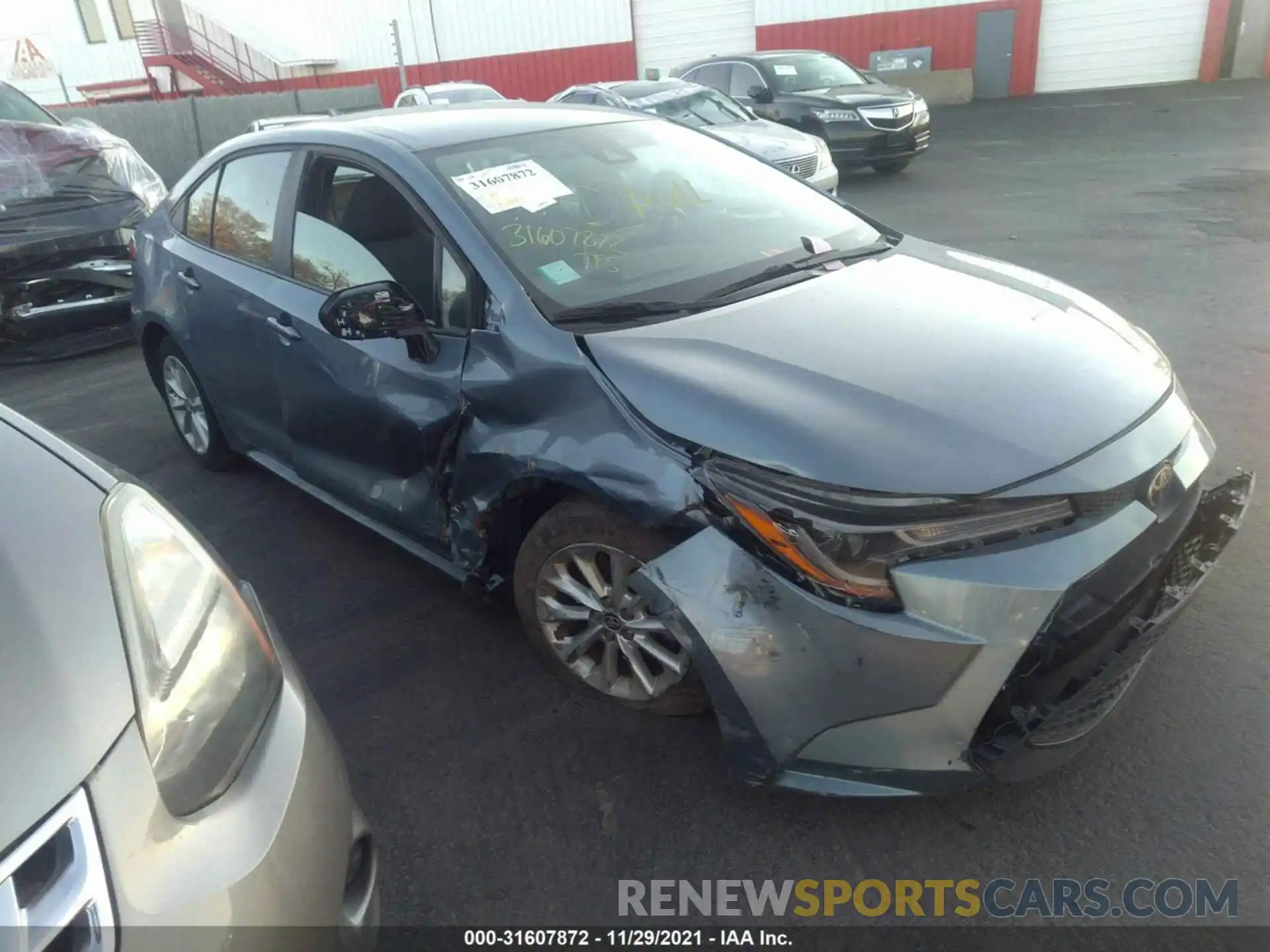 1 Photograph of a damaged car 5YFVPRAE1LP115202 TOYOTA COROLLA 2020