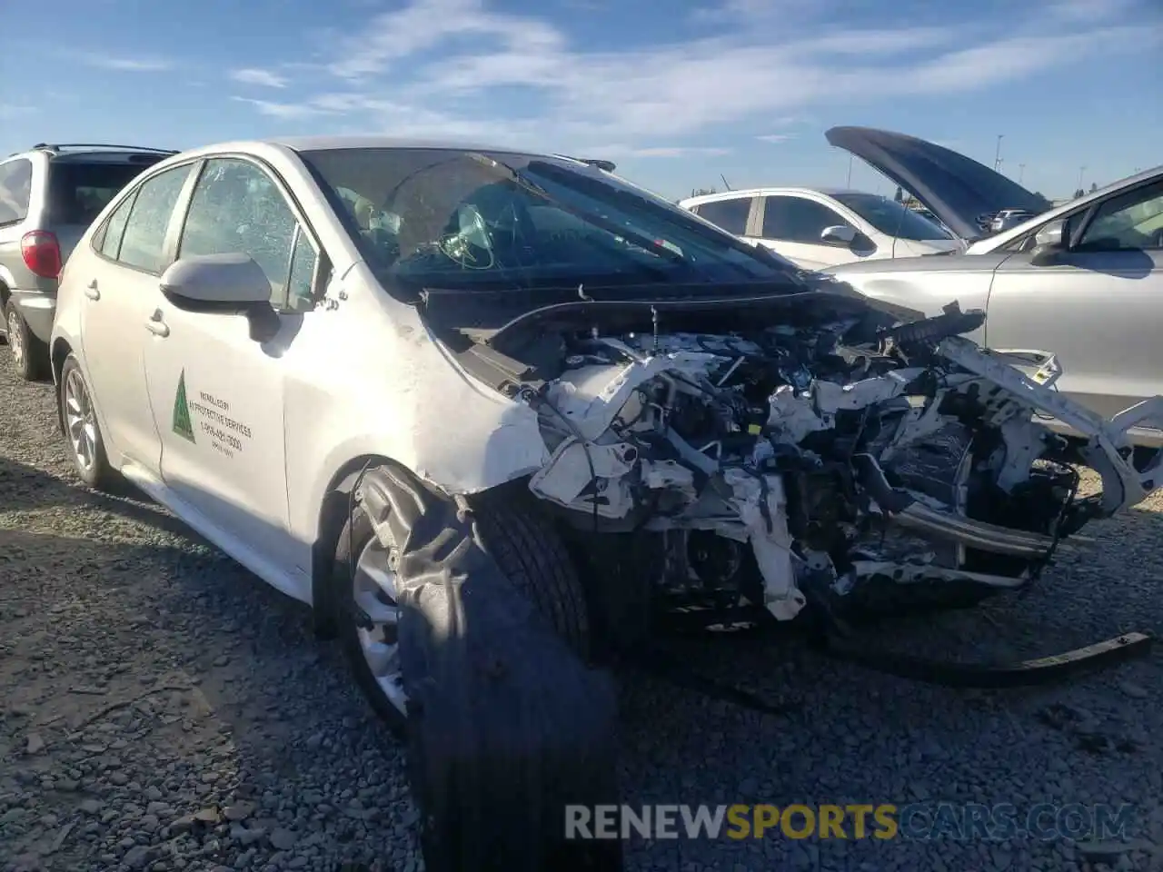 1 Photograph of a damaged car 5YFVPRAE1LP137376 TOYOTA COROLLA 2020