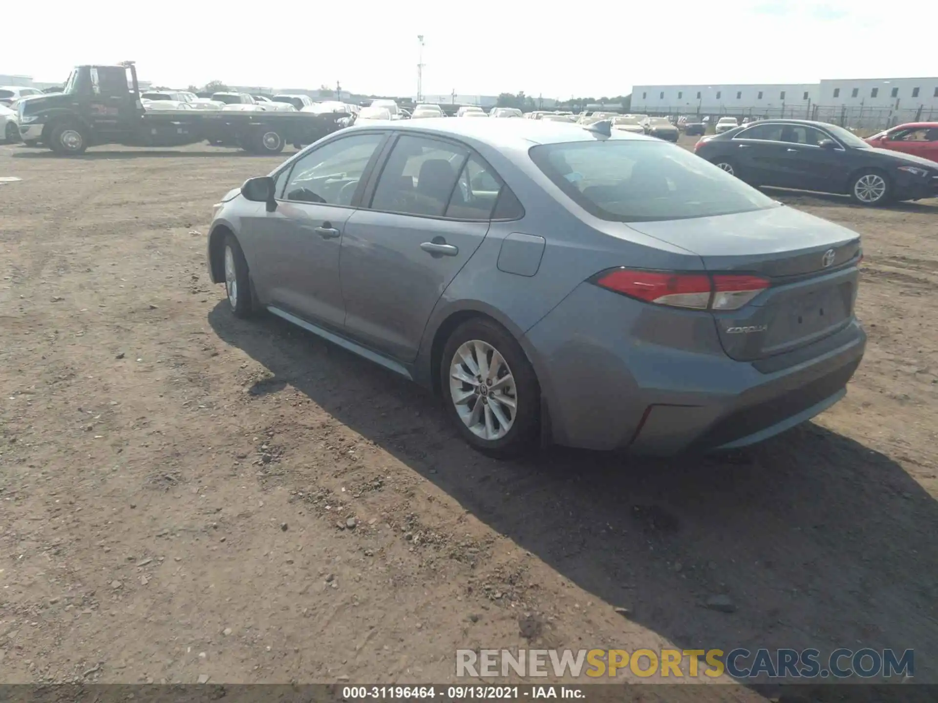 4 Photograph of a damaged car 5YFVPRAE3LP090450 TOYOTA COROLLA 2020