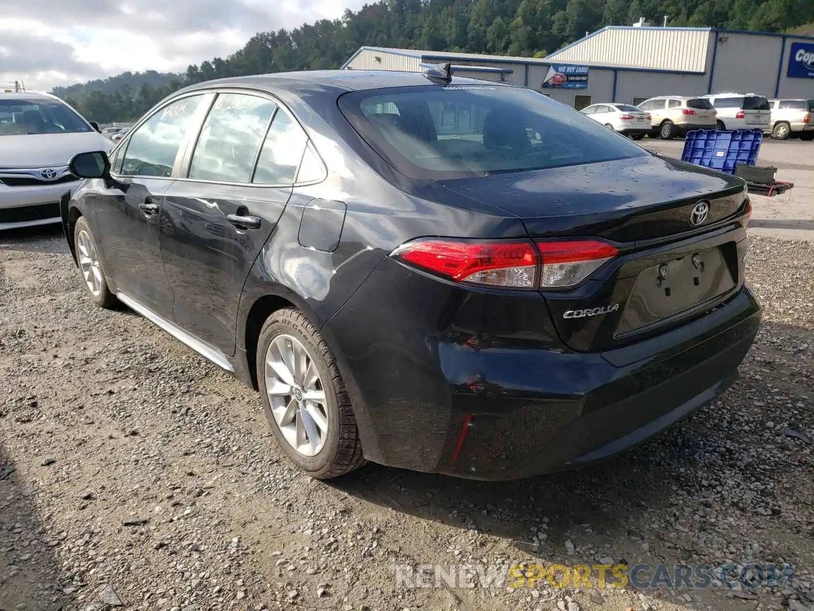 3 Photograph of a damaged car 5YFVPRAE3LP111460 TOYOTA COROLLA 2020