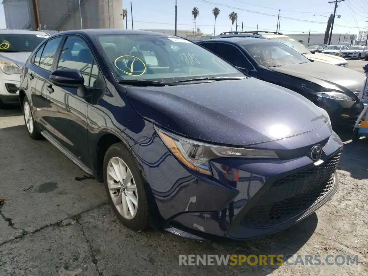 1 Photograph of a damaged car 5YFVPRAE3LP137945 TOYOTA COROLLA 2020