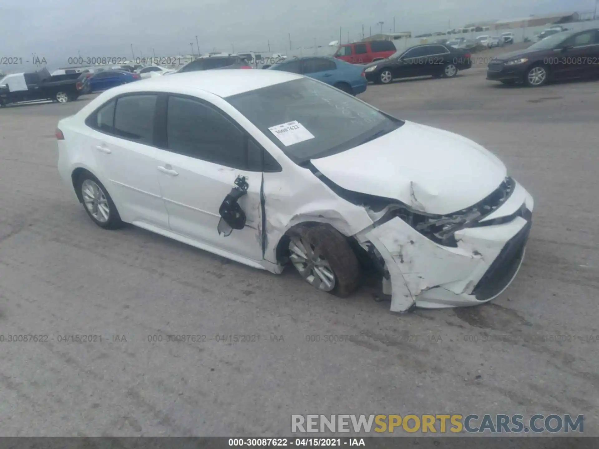 1 Photograph of a damaged car 5YFVPRAE4LP092160 TOYOTA COROLLA 2020