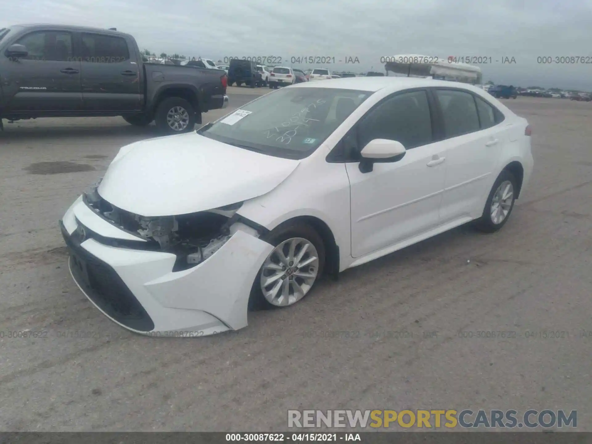 2 Photograph of a damaged car 5YFVPRAE4LP092160 TOYOTA COROLLA 2020