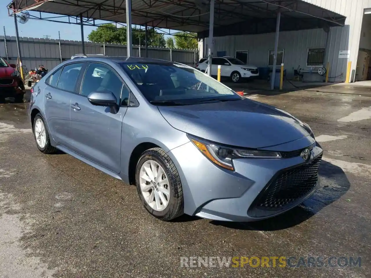 1 Photograph of a damaged car 5YFVPRAE5LP115297 TOYOTA COROLLA 2020