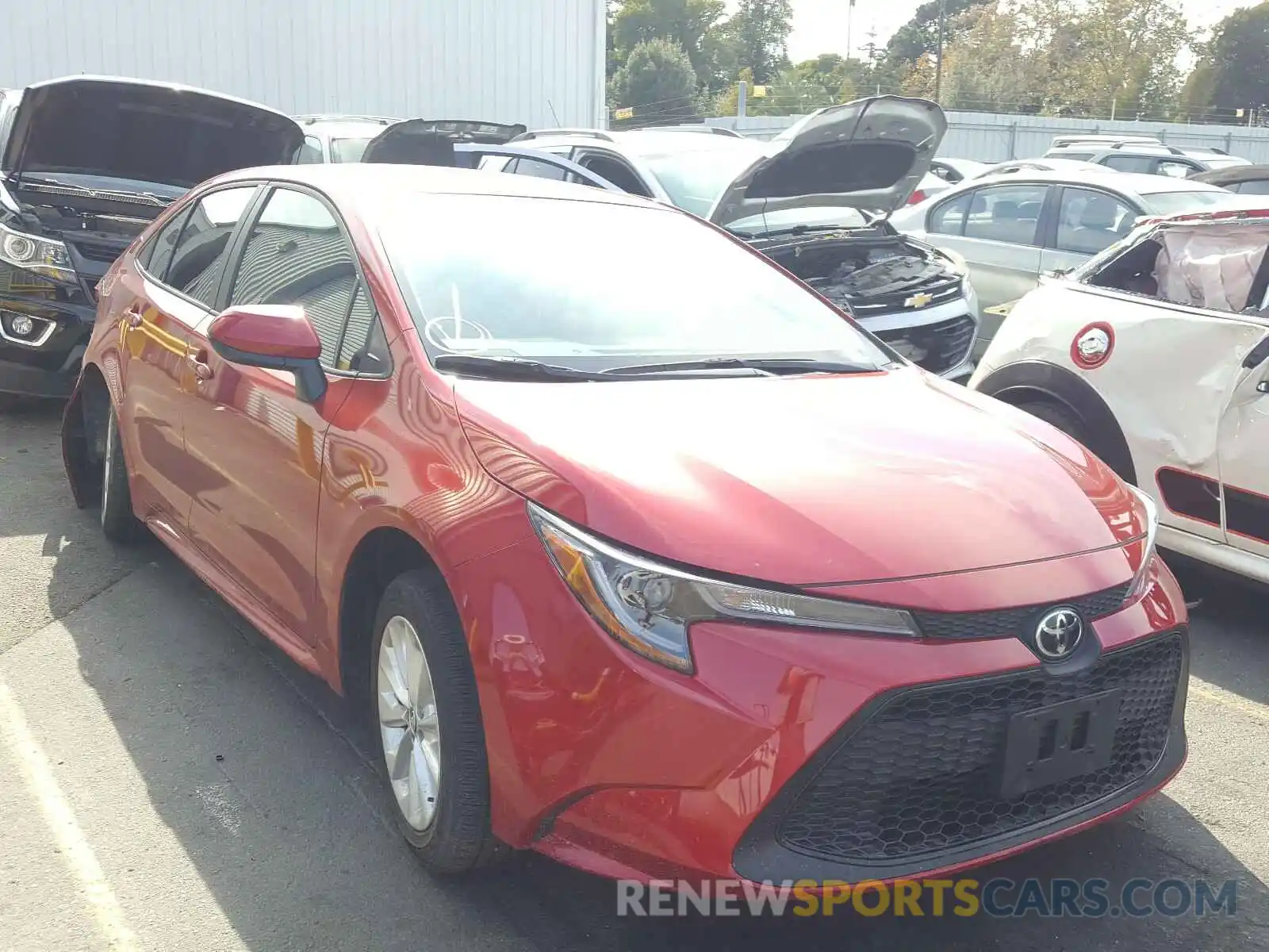 1 Photograph of a damaged car 5YFVPRAE5LP124226 TOYOTA COROLLA 2020