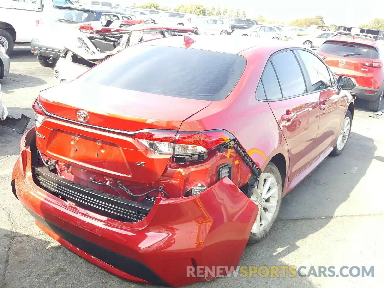 4 Photograph of a damaged car 5YFVPRAE5LP124226 TOYOTA COROLLA 2020