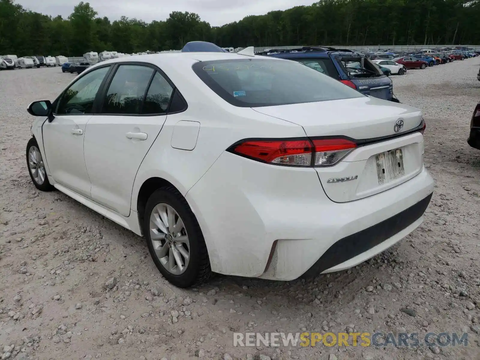 3 Photograph of a damaged car 5YFVPRAE6LP082309 TOYOTA COROLLA 2020