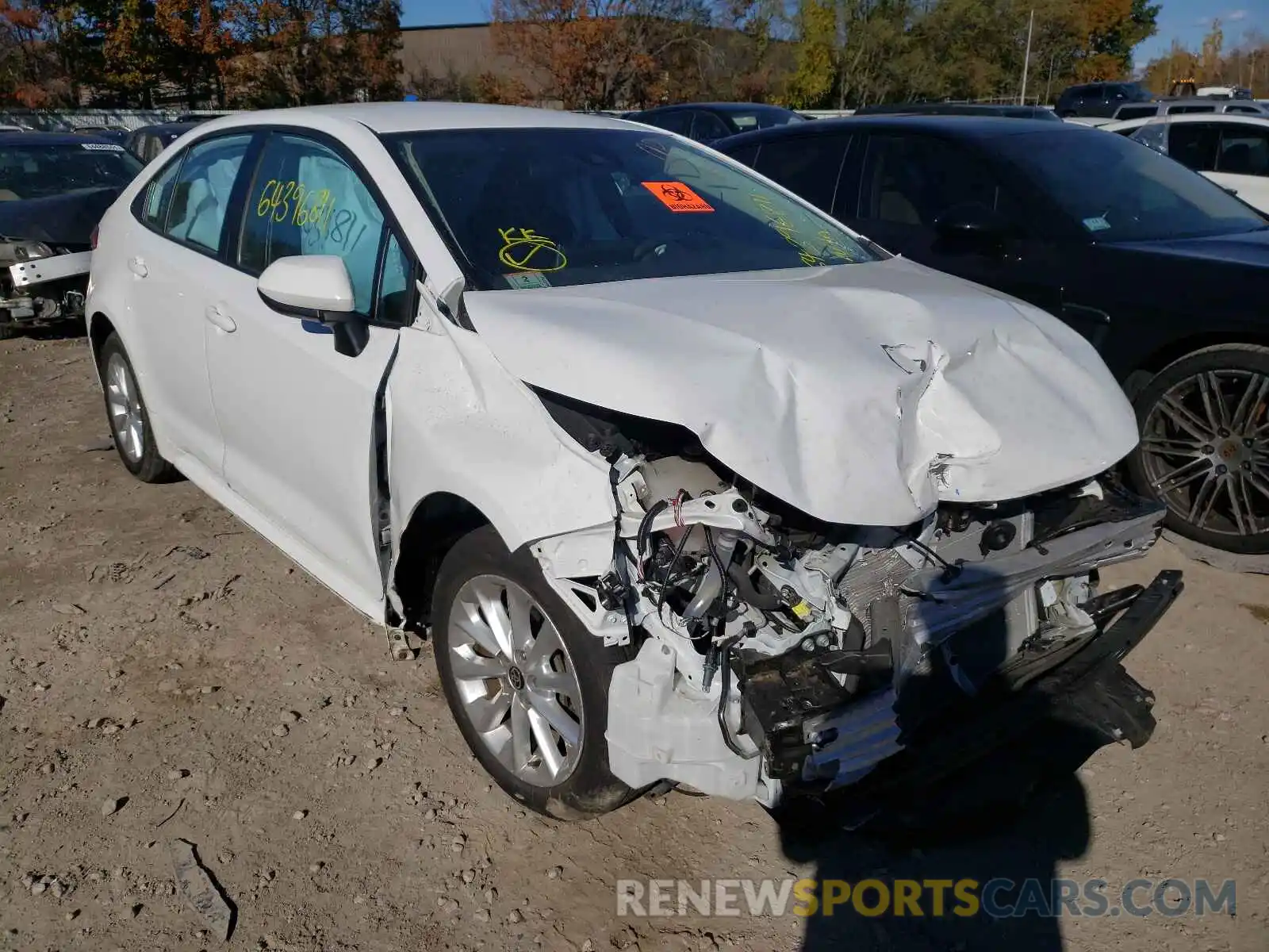 1 Photograph of a damaged car 5YFVPRAE7LP078480 TOYOTA COROLLA 2020