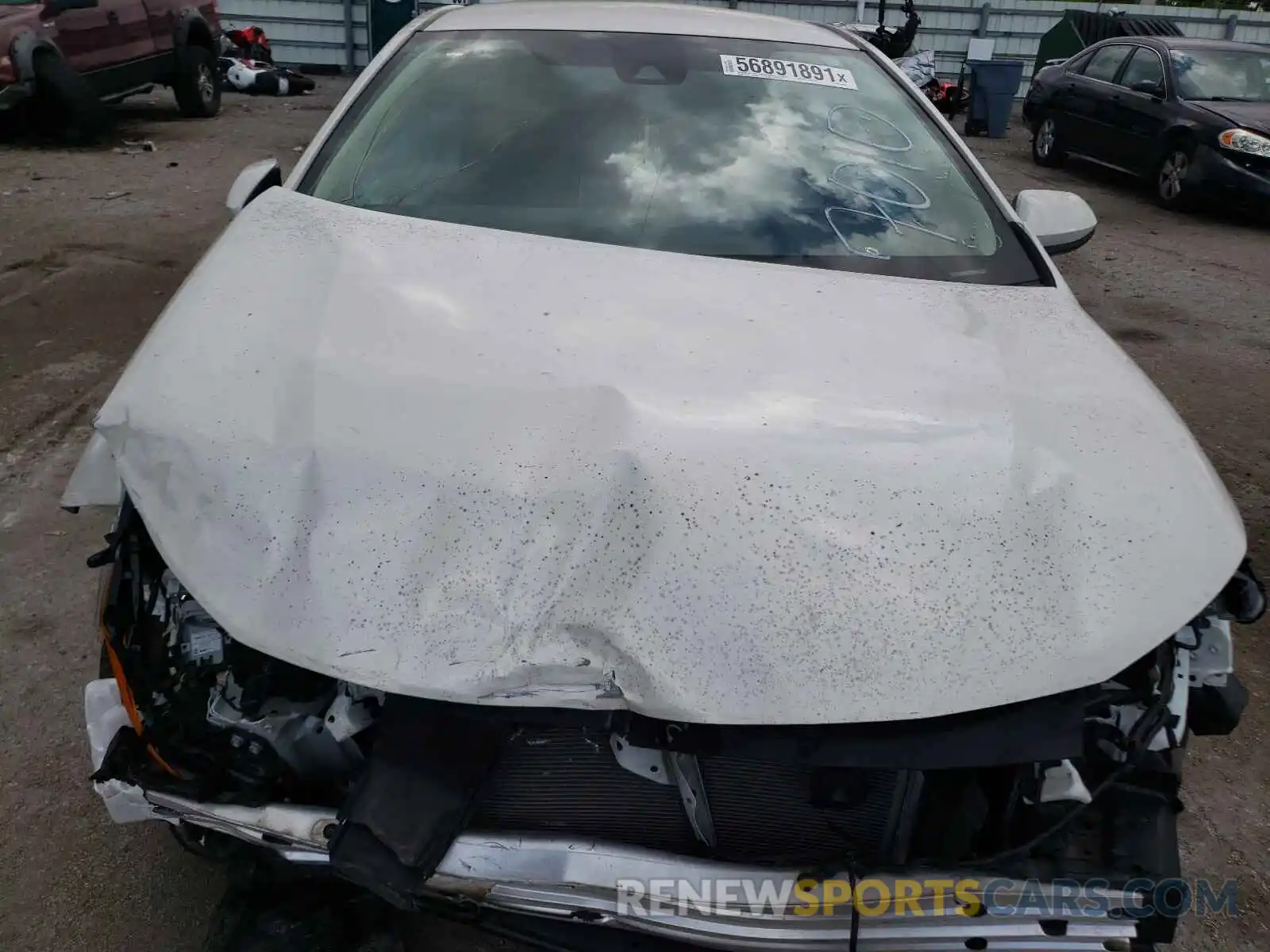 7 Photograph of a damaged car 5YFVPRAE7LP107010 TOYOTA COROLLA 2020