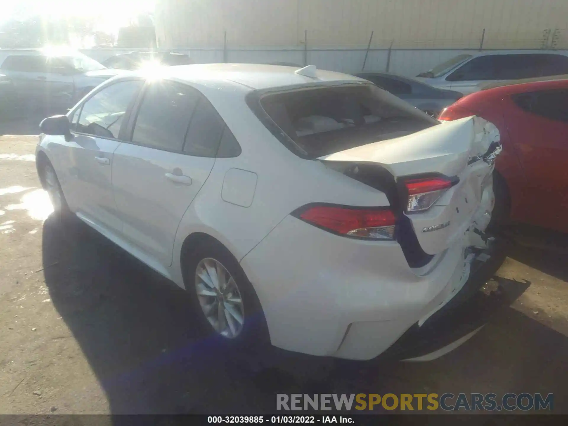 3 Photograph of a damaged car 5YFVPRAE7LP137124 TOYOTA COROLLA 2020