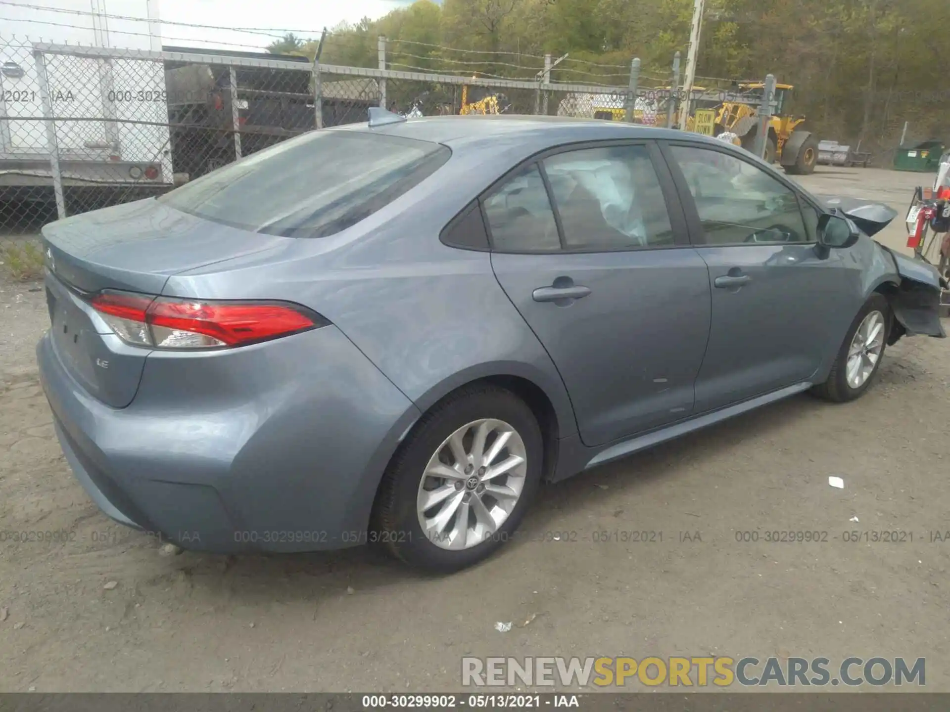 4 Photograph of a damaged car 5YFVPRAE8LP093263 TOYOTA COROLLA 2020