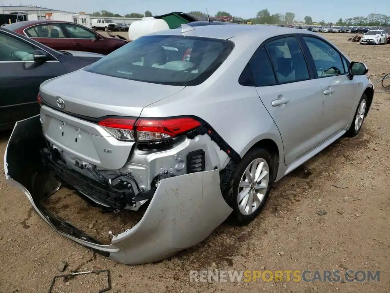 4 Photograph of a damaged car 5YFVPRAE8LP110465 TOYOTA COROLLA 2020