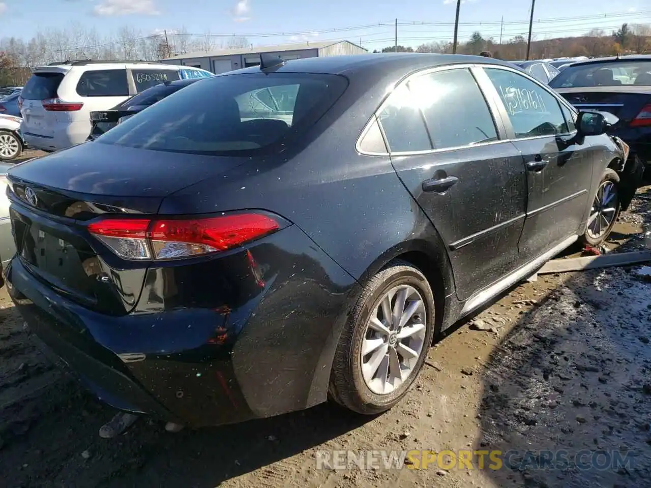 4 Photograph of a damaged car 5YFVPRAEXLP113030 TOYOTA COROLLA 2020