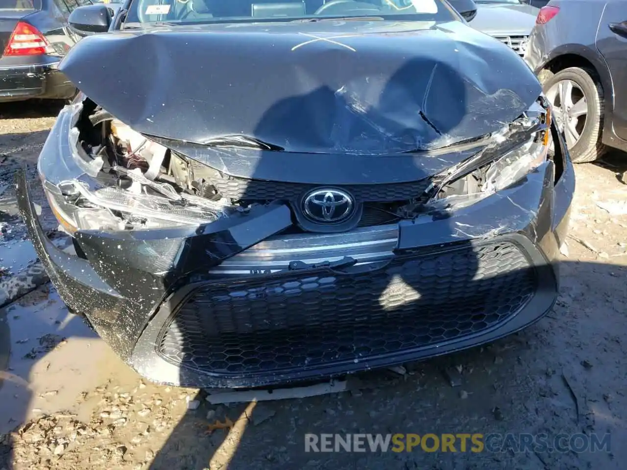 9 Photograph of a damaged car 5YFVPRAEXLP113030 TOYOTA COROLLA 2020