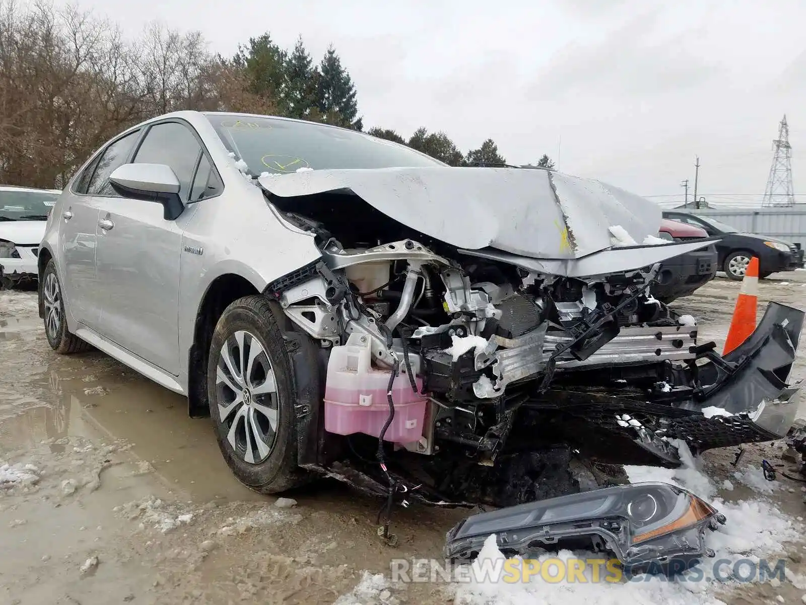 1 Photograph of a damaged car JTDBBRBE1LJ017288 TOYOTA COROLLA 2020