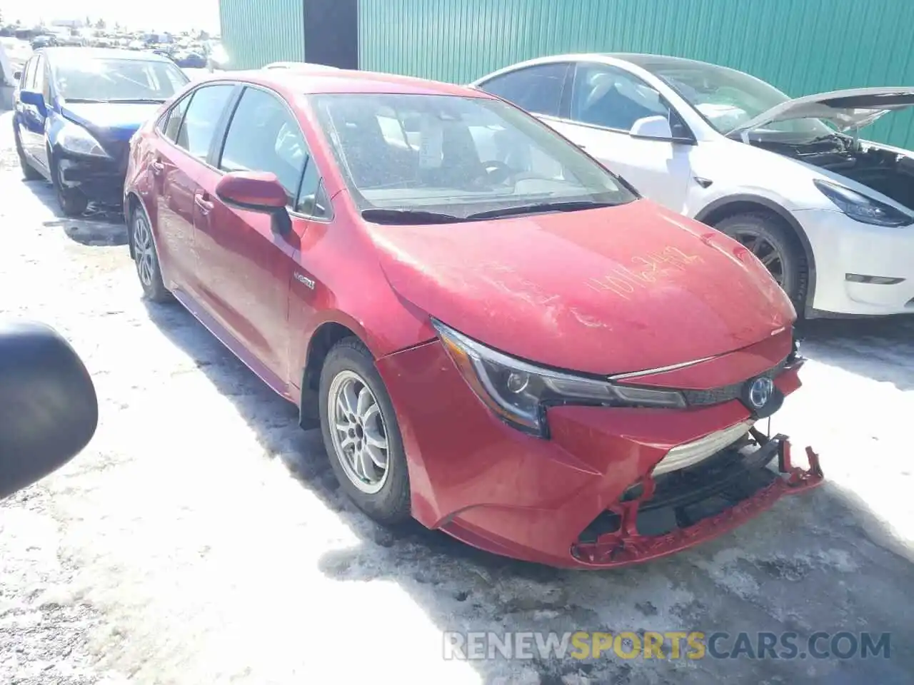 1 Photograph of a damaged car JTDBBRBE6LJ006688 TOYOTA COROLLA 2020