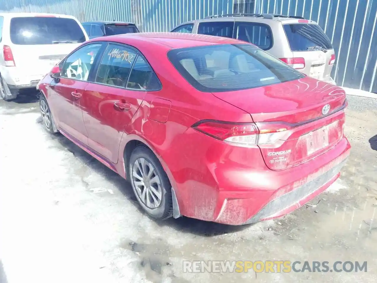 3 Photograph of a damaged car JTDBBRBE6LJ006688 TOYOTA COROLLA 2020