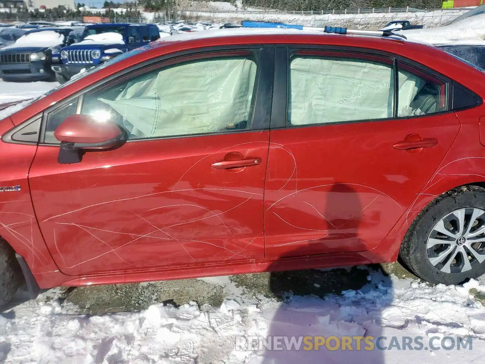 9 Photograph of a damaged car JTDBBRBE7LJ010345 TOYOTA COROLLA 2020