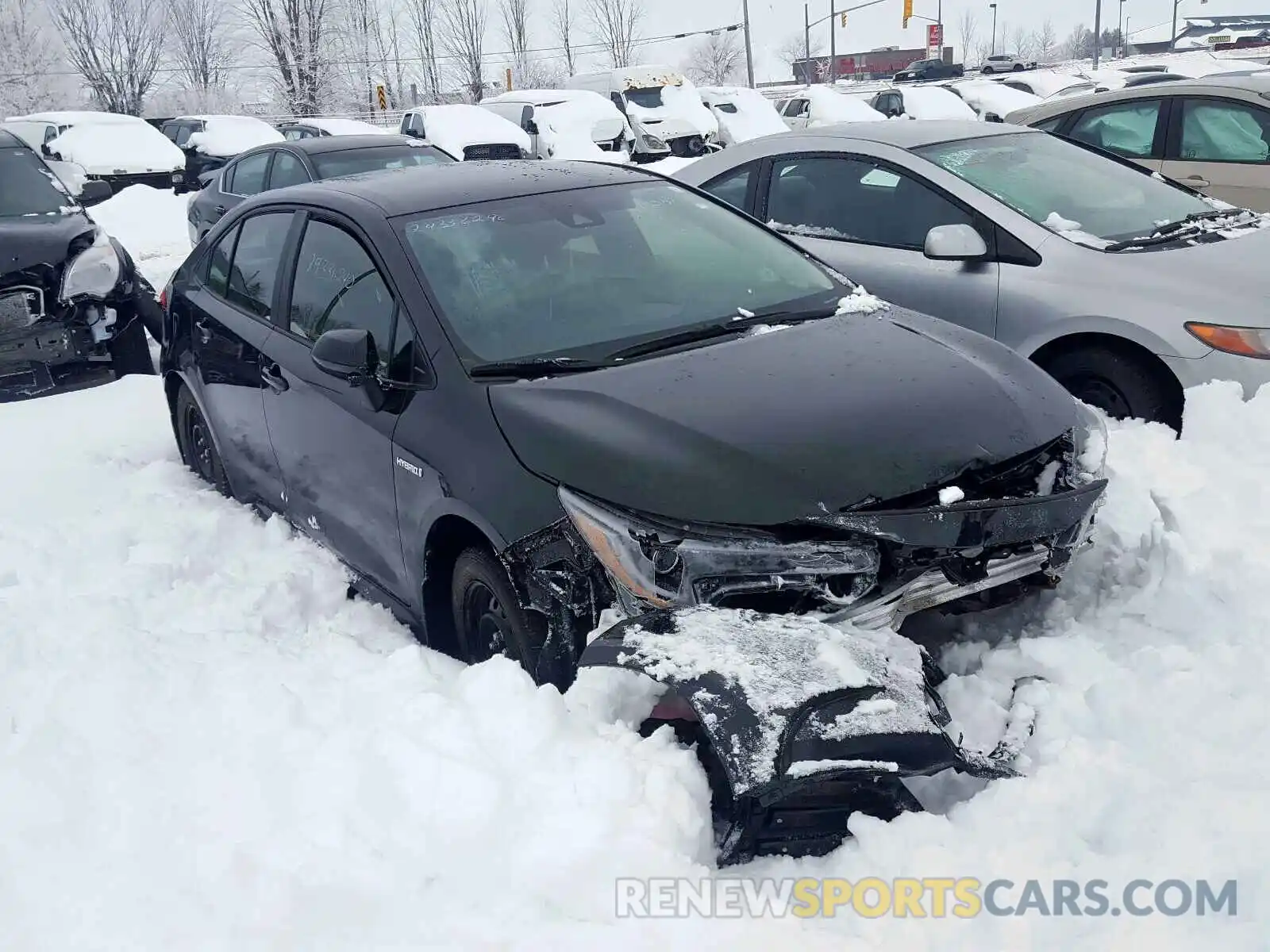 1 Photograph of a damaged car JTDBBRBE8LJ011665 TOYOTA COROLLA 2020