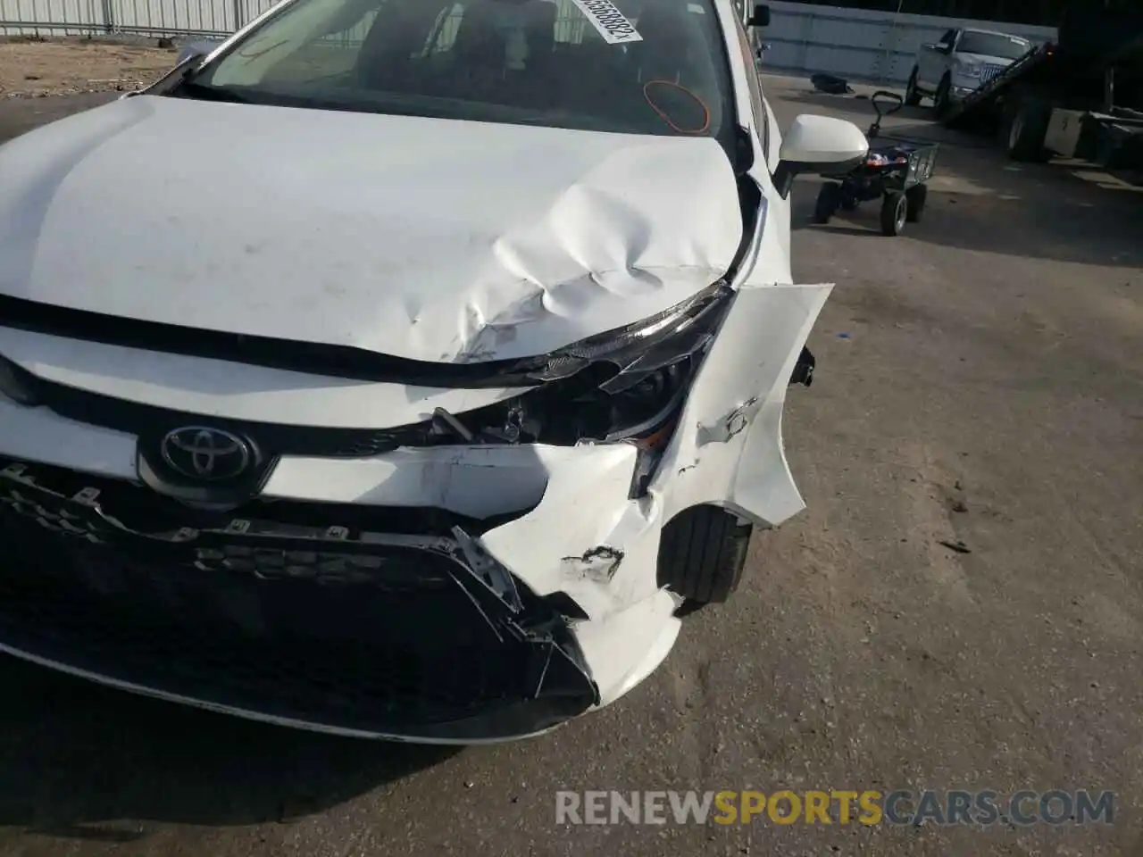 9 Photograph of a damaged car JTDDPRAE1LJ004472 TOYOTA COROLLA 2020