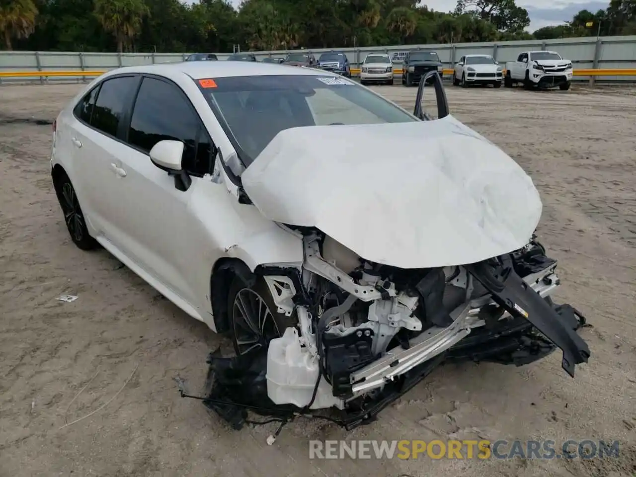 1 Photograph of a damaged car JTDDPRAE1LJ036287 TOYOTA COROLLA 2020