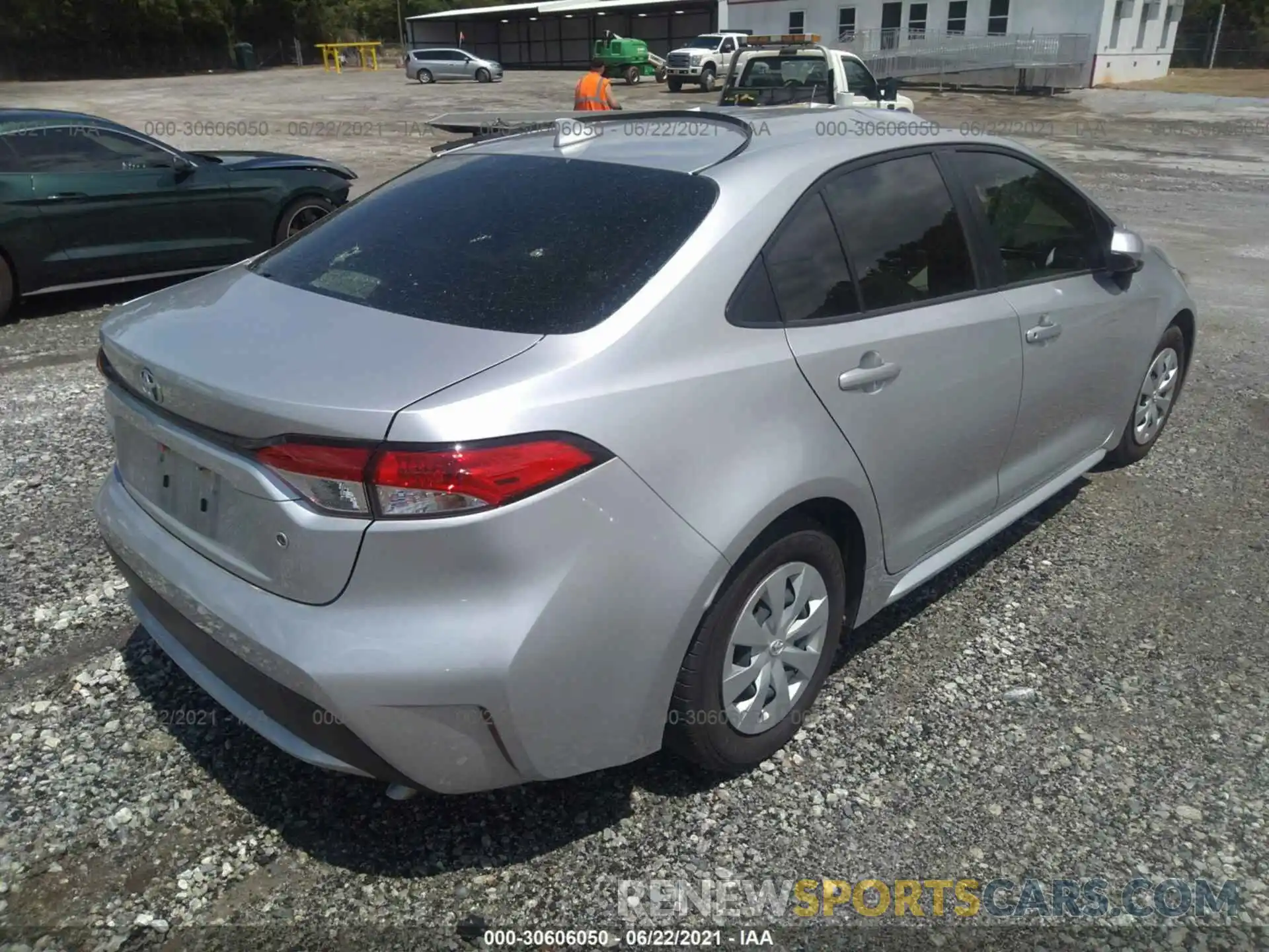 4 Photograph of a damaged car JTDDPRAE1LJ068317 TOYOTA COROLLA 2020