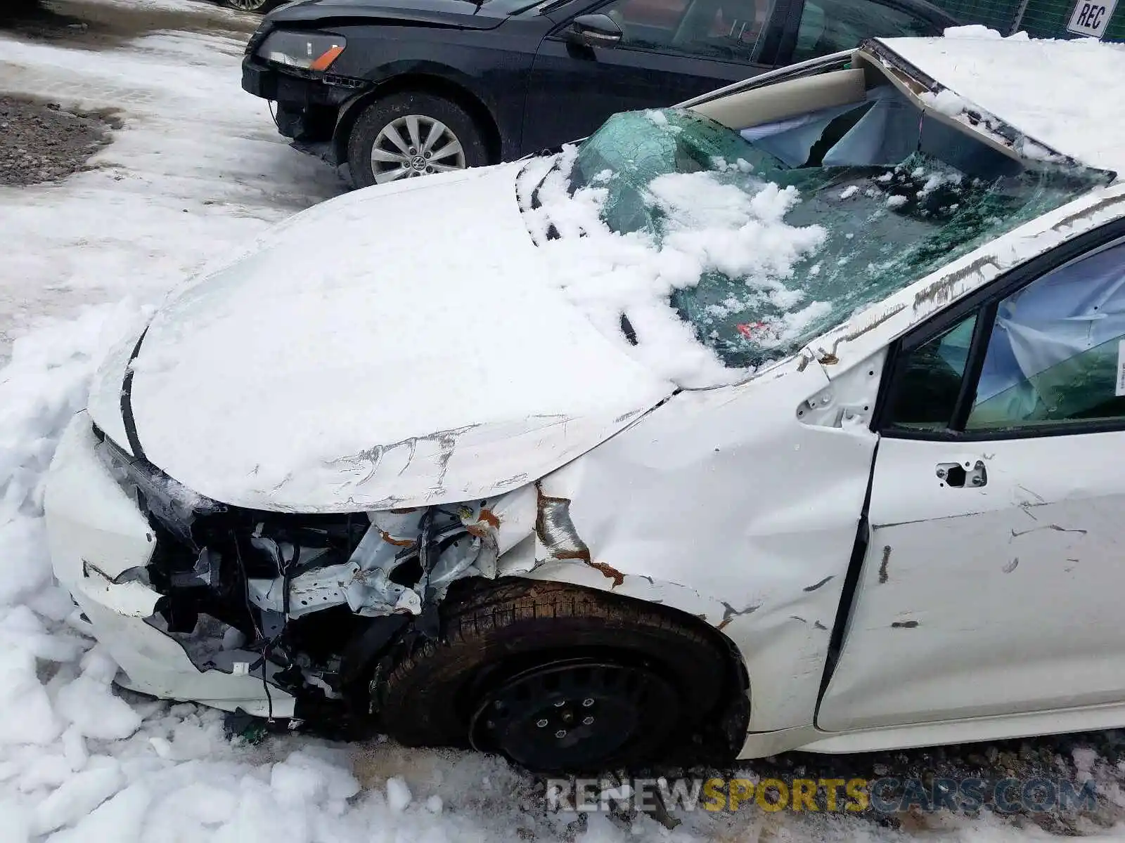 9 Photograph of a damaged car JTDDPRAE2LJ014380 TOYOTA COROLLA 2020