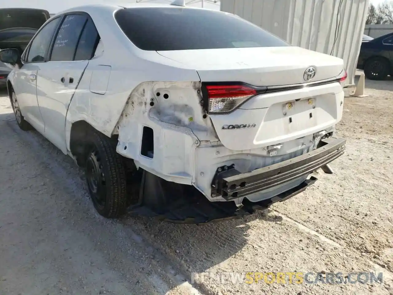 9 Photograph of a damaged car JTDDPRAE3LJ060980 TOYOTA COROLLA 2020