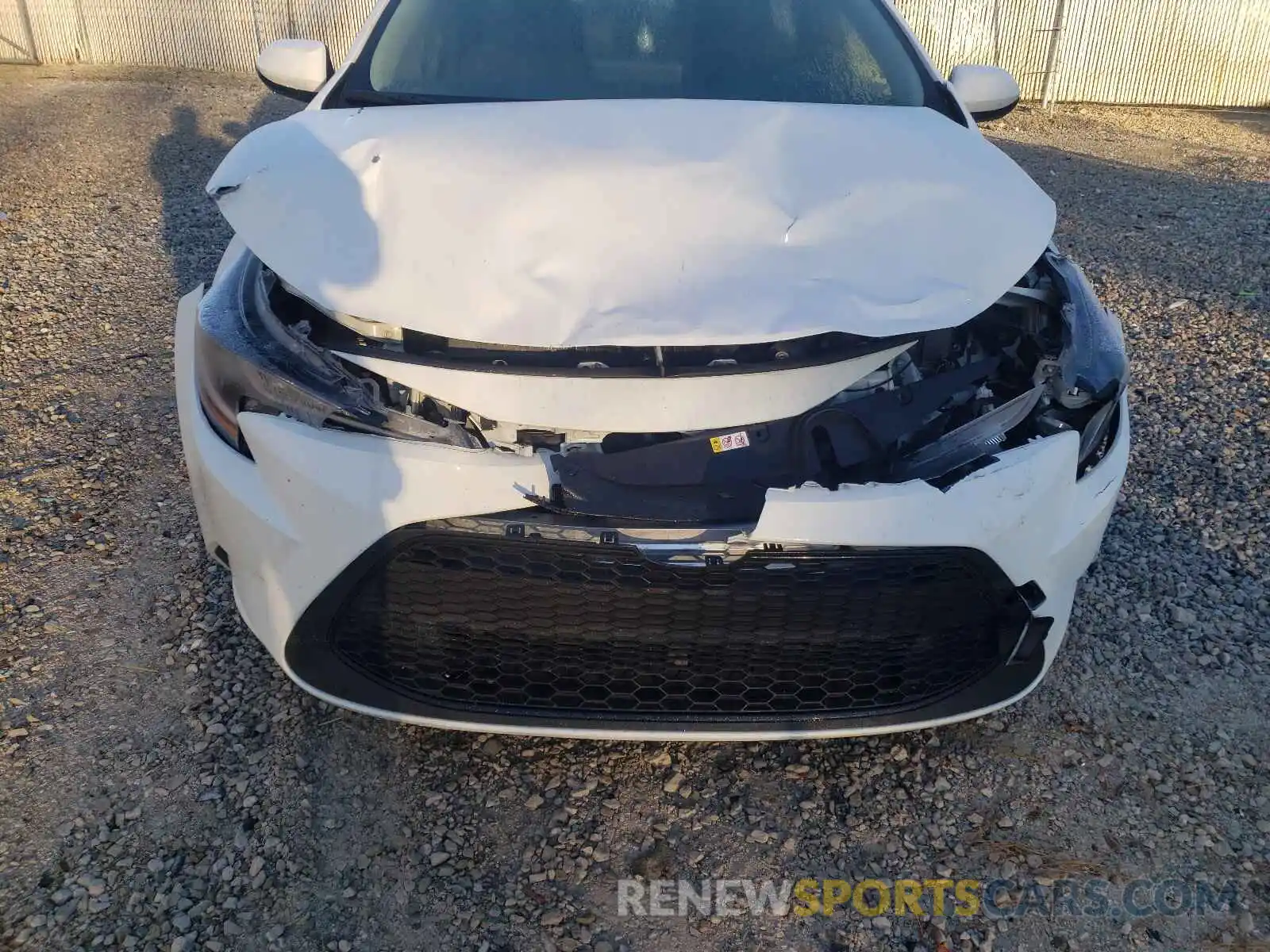 9 Photograph of a damaged car JTDDPRAE4LJ006250 TOYOTA COROLLA 2020