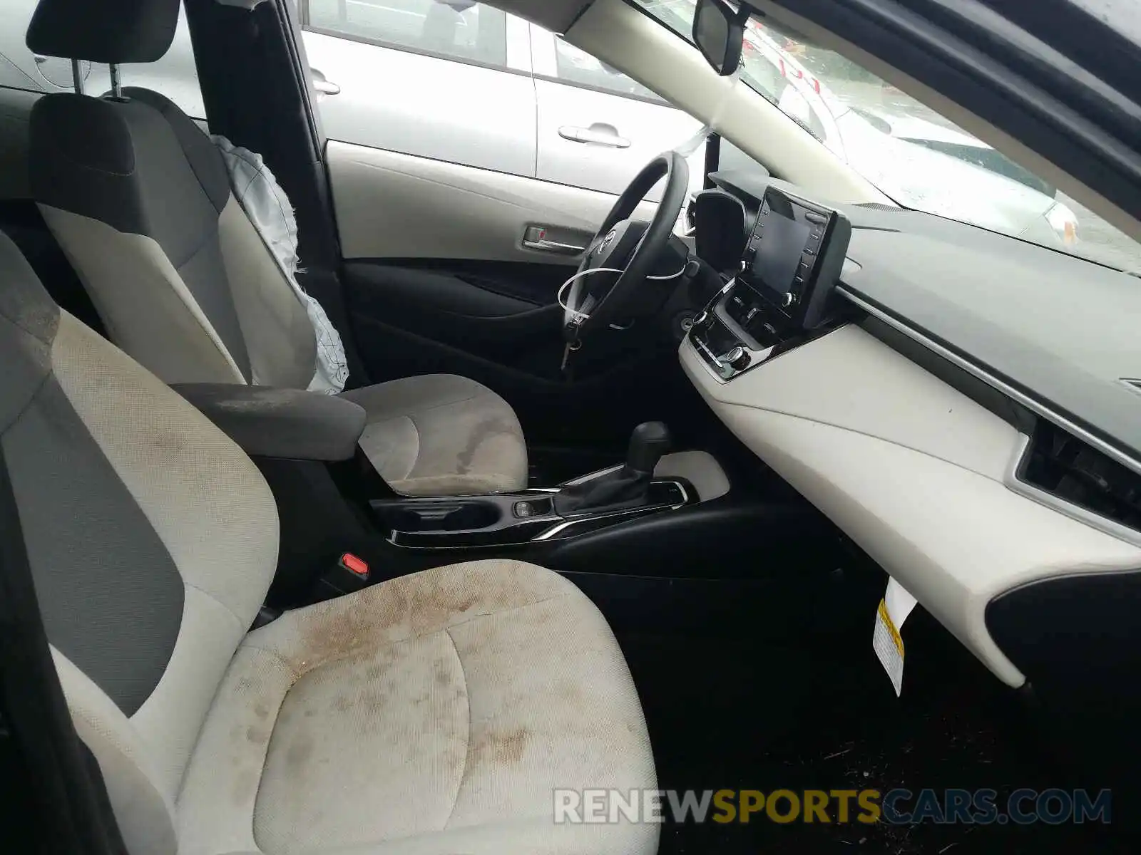 5 Photograph of a damaged car JTDDPRAE4LJ011433 TOYOTA COROLLA 2020