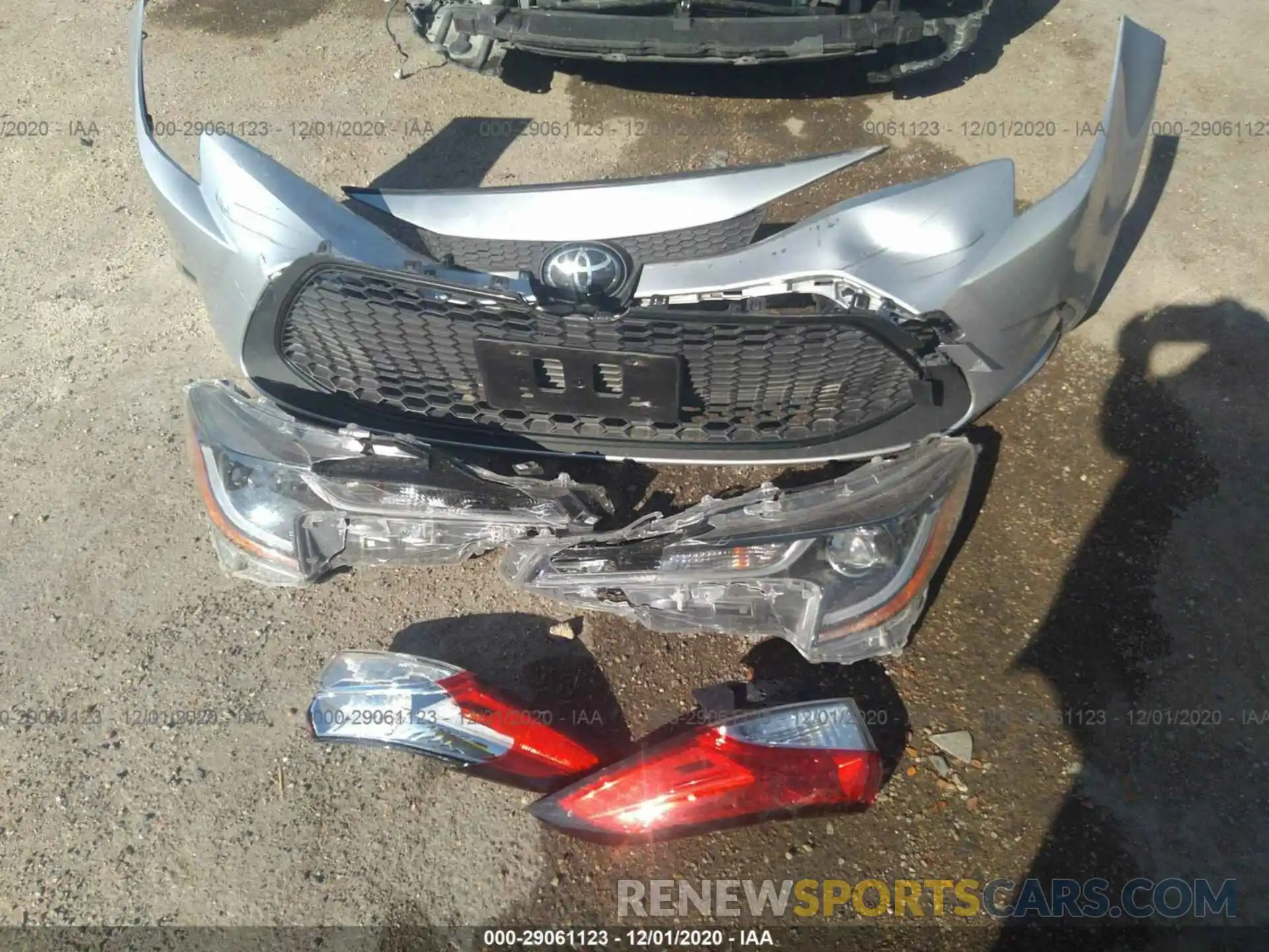 12 Photograph of a damaged car JTDDPRAE5LJ063931 TOYOTA COROLLA 2020