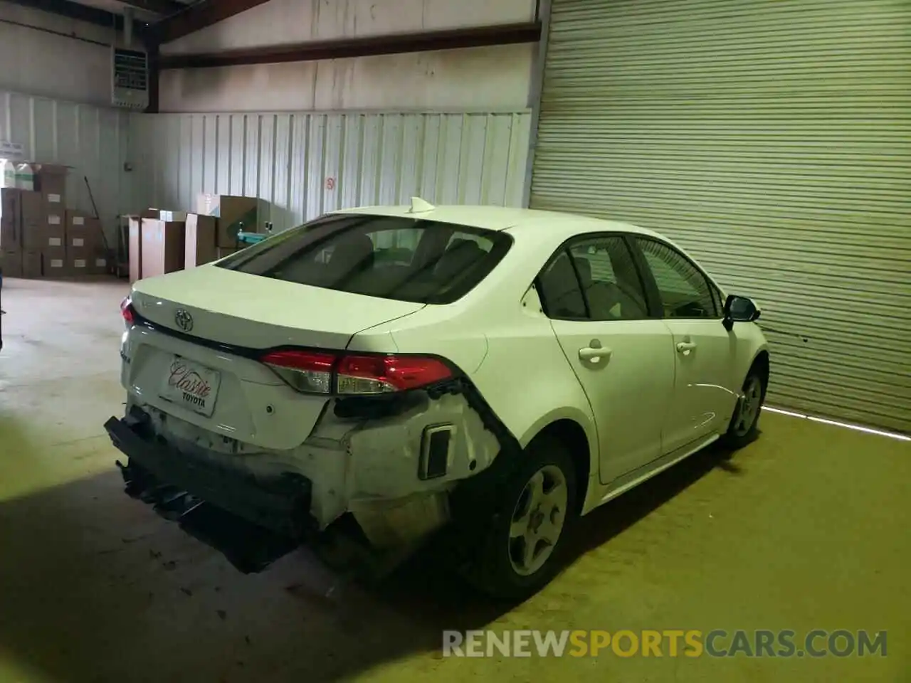 4 Photograph of a damaged car JTDDPRAE6LJ076820 TOYOTA COROLLA 2020