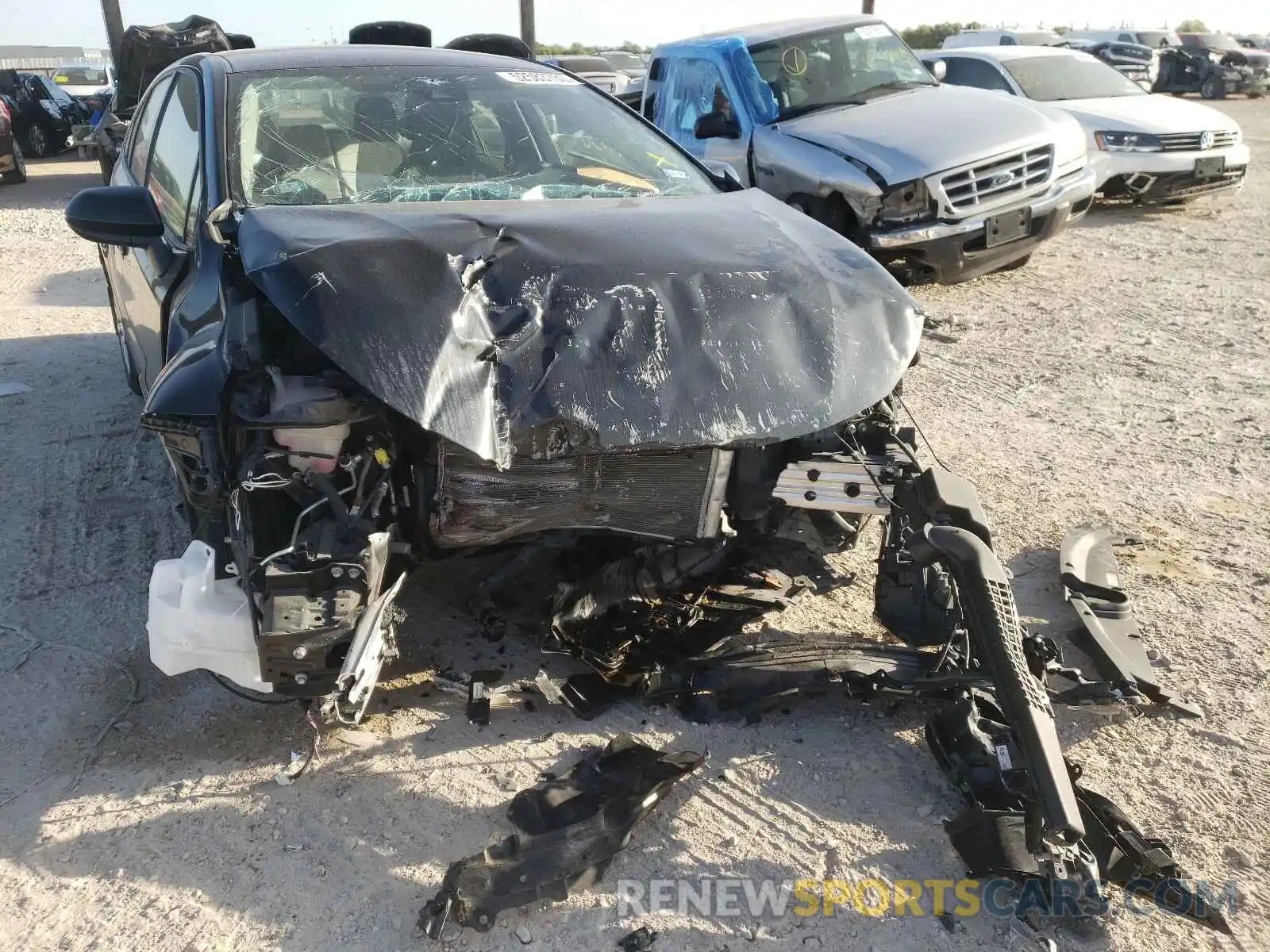 9 Photograph of a damaged car JTDDPRAE7LJ015993 TOYOTA COROLLA 2020