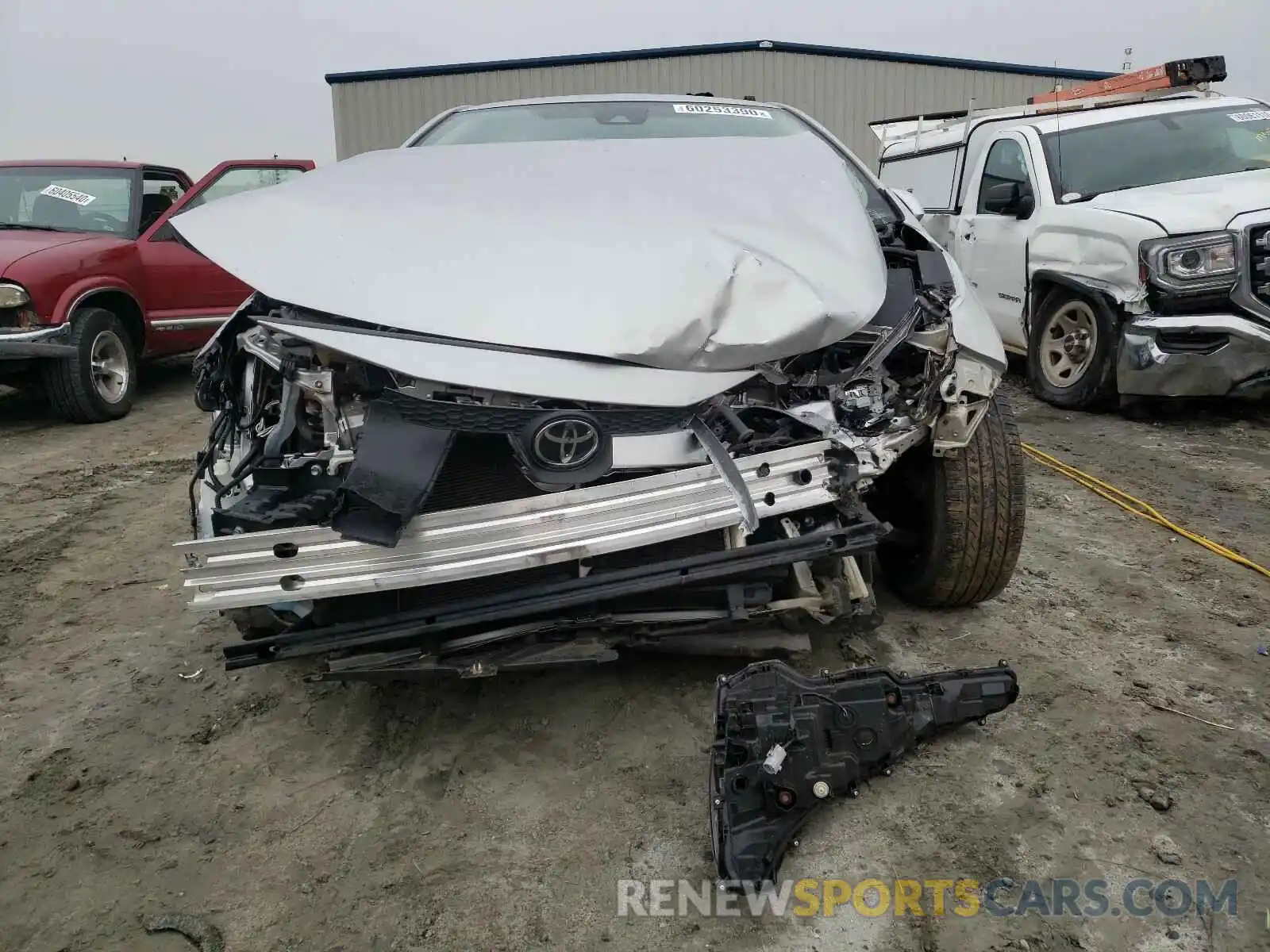 6 Photograph of a damaged car JTDDPRAE7LJ058570 TOYOTA COROLLA 2020