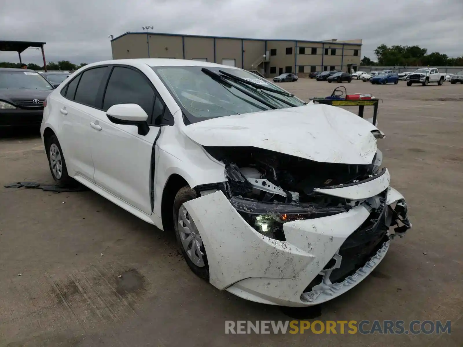 1 Photograph of a damaged car JTDDPRAE7LJ075577 TOYOTA COROLLA 2020