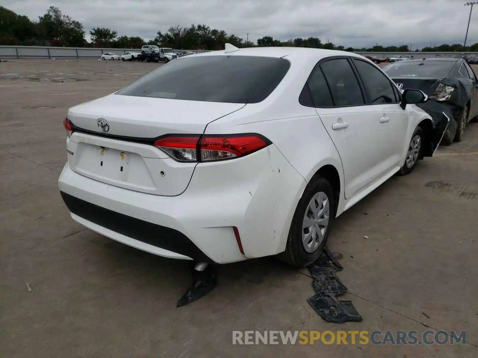 4 Photograph of a damaged car JTDDPRAE7LJ075577 TOYOTA COROLLA 2020