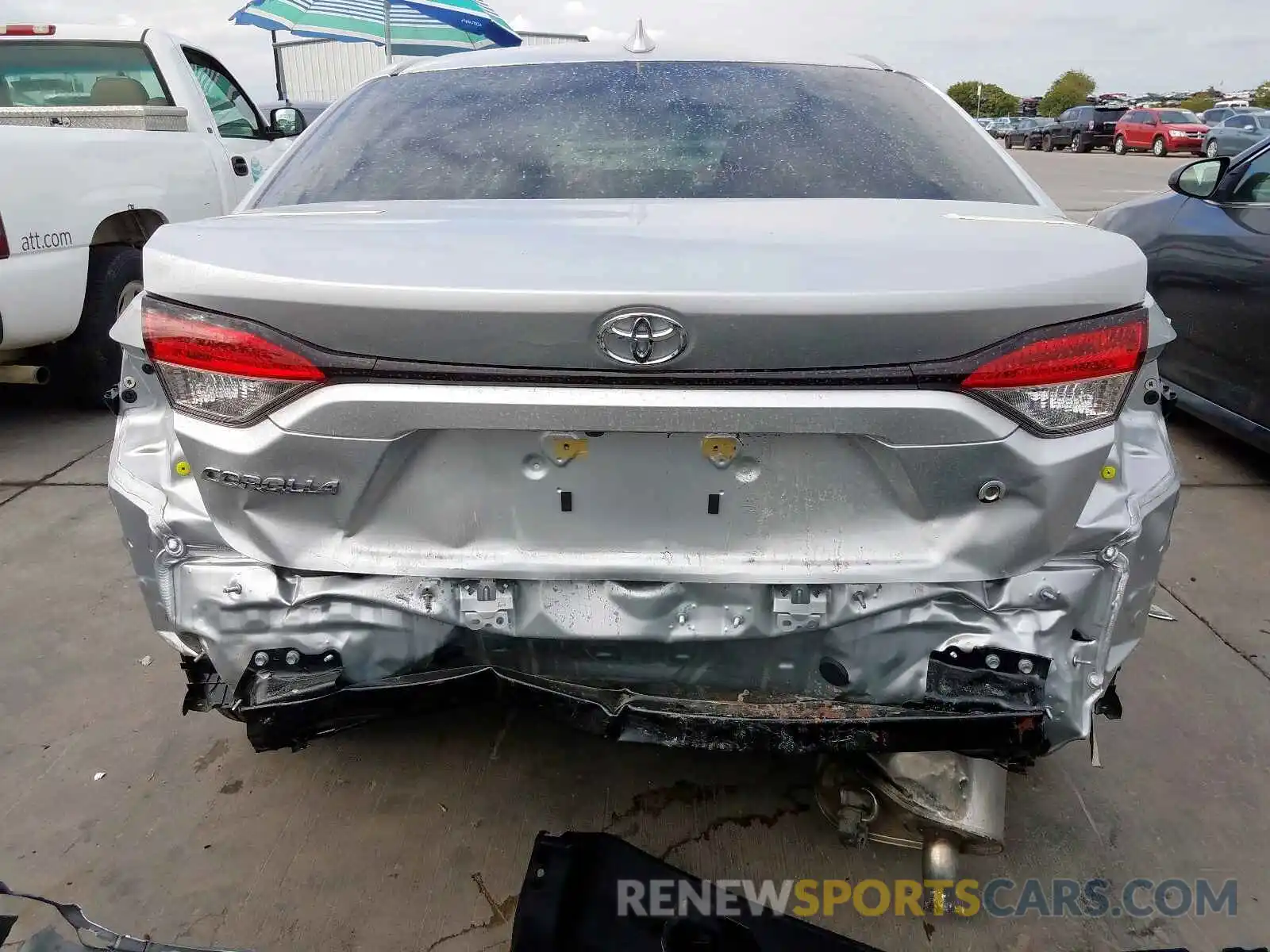 9 Photograph of a damaged car JTDDPRAE8LJ016005 TOYOTA COROLLA 2020