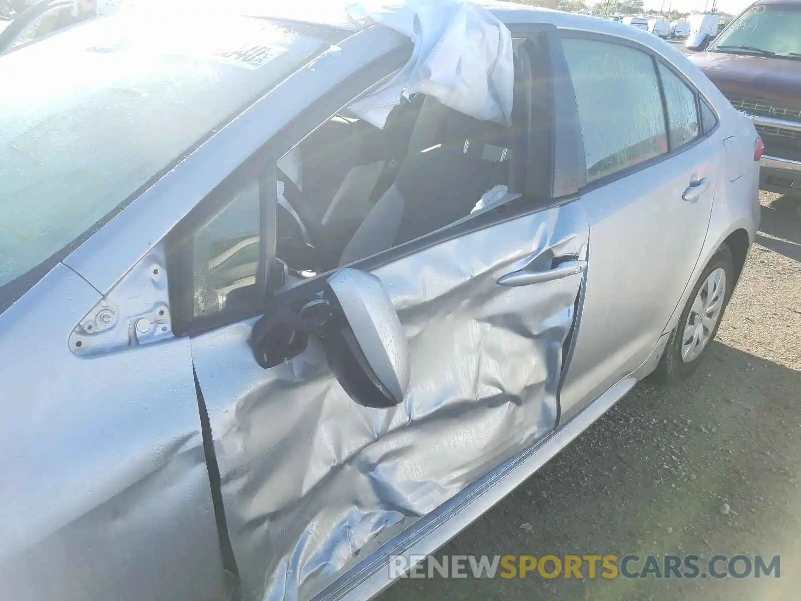 10 Photograph of a damaged car JTDDPRAE8LJ067486 TOYOTA COROLLA 2020