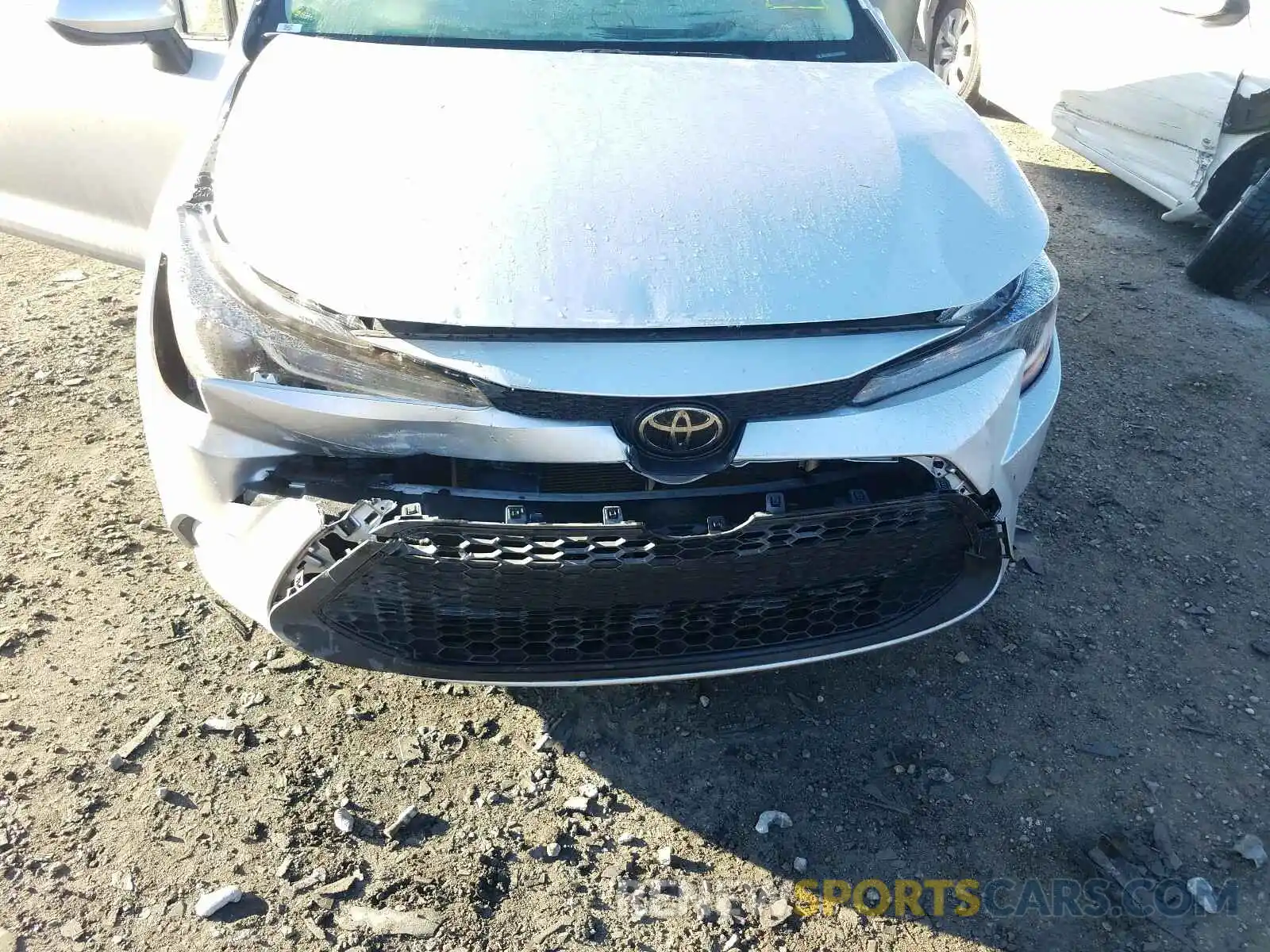 9 Photograph of a damaged car JTDDPRAE8LJ067486 TOYOTA COROLLA 2020