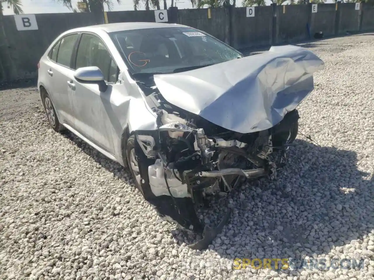 1 Photograph of a damaged car JTDDPRAEXLJ081163 TOYOTA COROLLA 2020