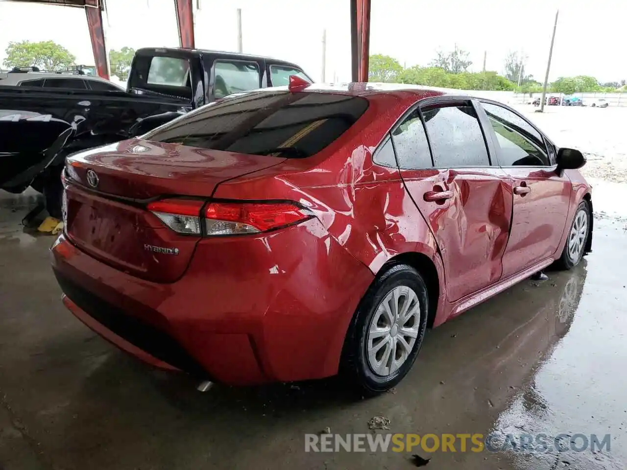 4 Photograph of a damaged car JTDEBRBE0LJ000334 TOYOTA COROLLA 2020