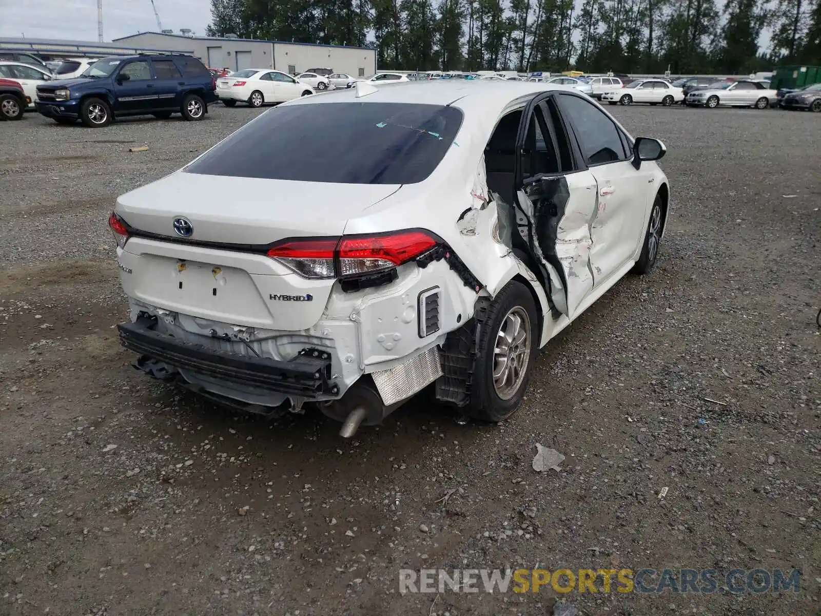 4 Photograph of a damaged car JTDEBRBE0LJ001161 TOYOTA COROLLA 2020