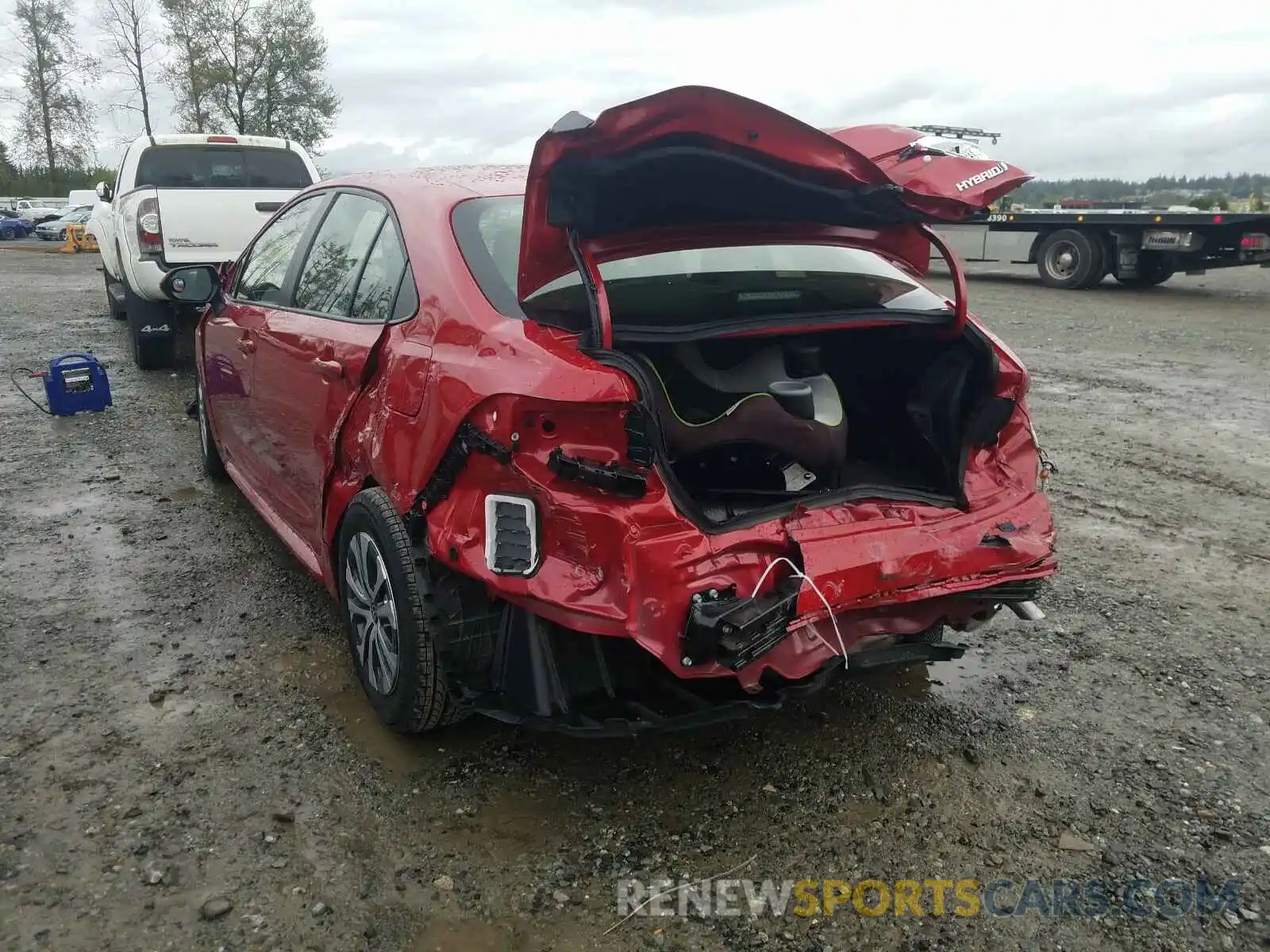3 Фотография поврежденного автомобиля JTDEBRBE0LJ001435 TOYOTA COROLLA 2020