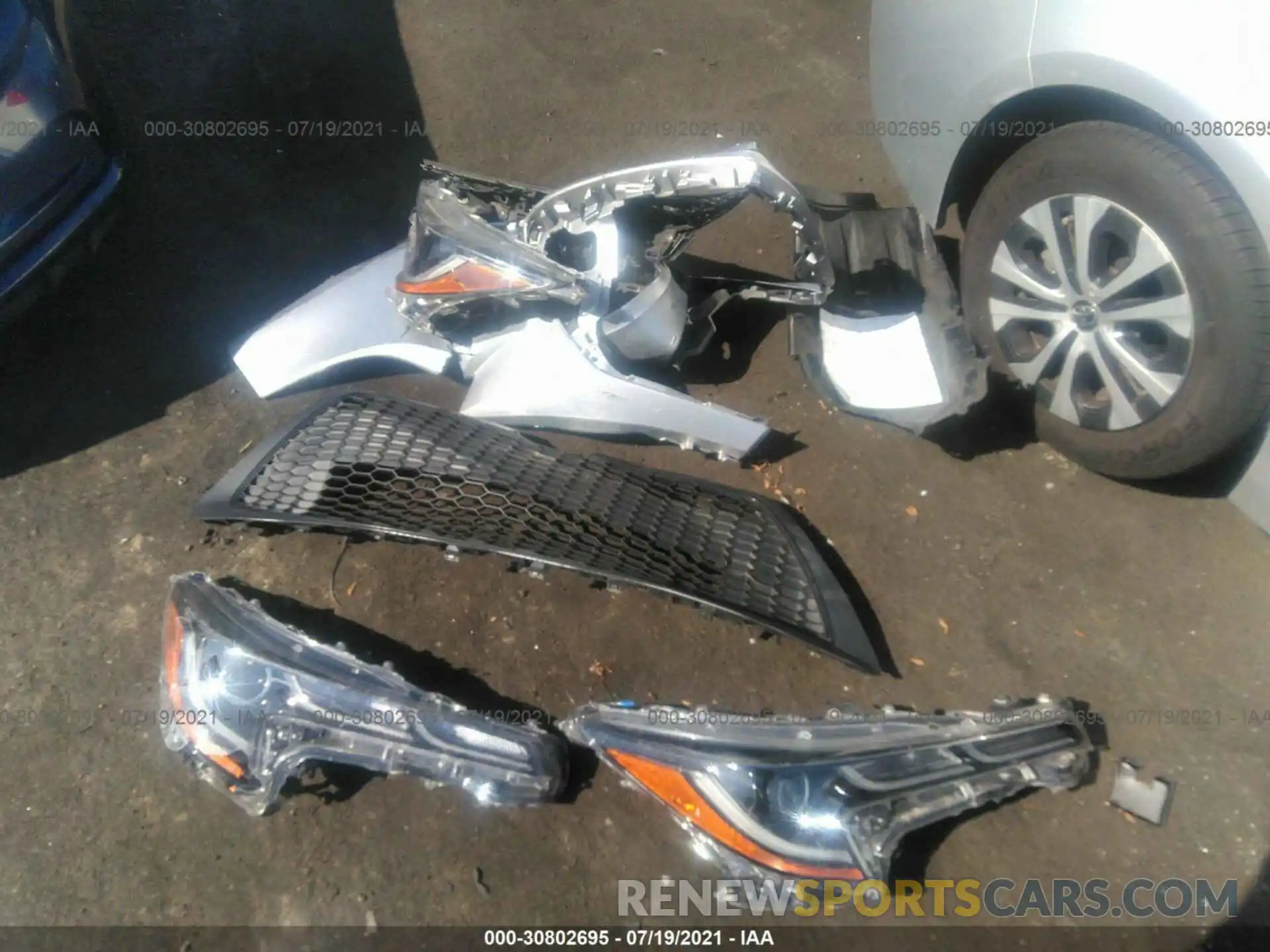 12 Photograph of a damaged car JTDEBRBE0LJ004898 TOYOTA COROLLA 2020