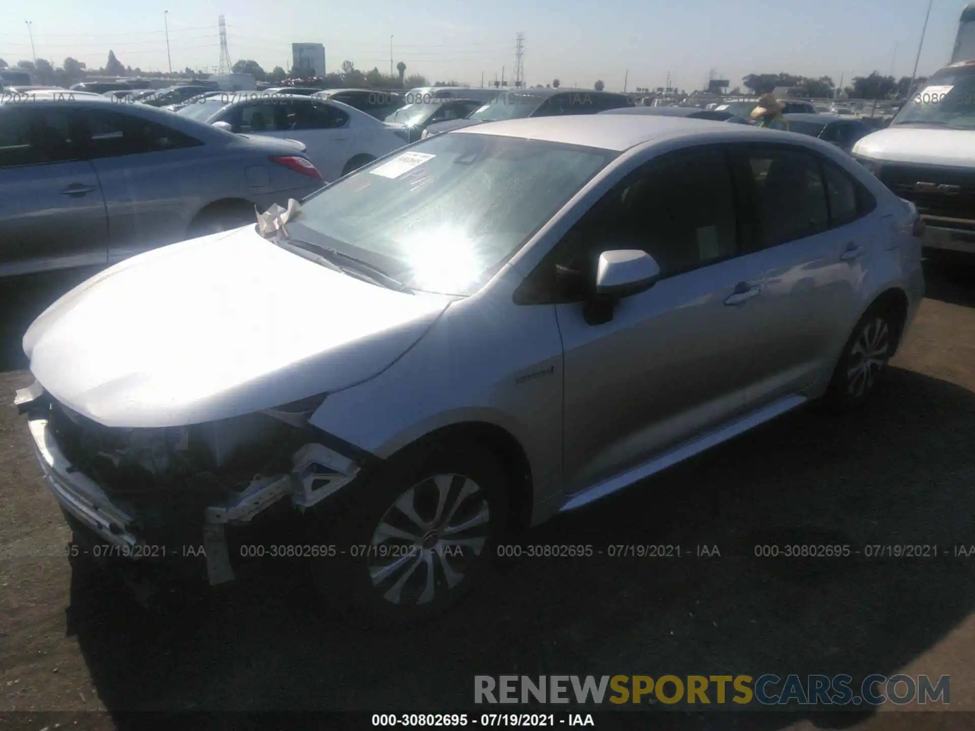 2 Photograph of a damaged car JTDEBRBE0LJ004898 TOYOTA COROLLA 2020