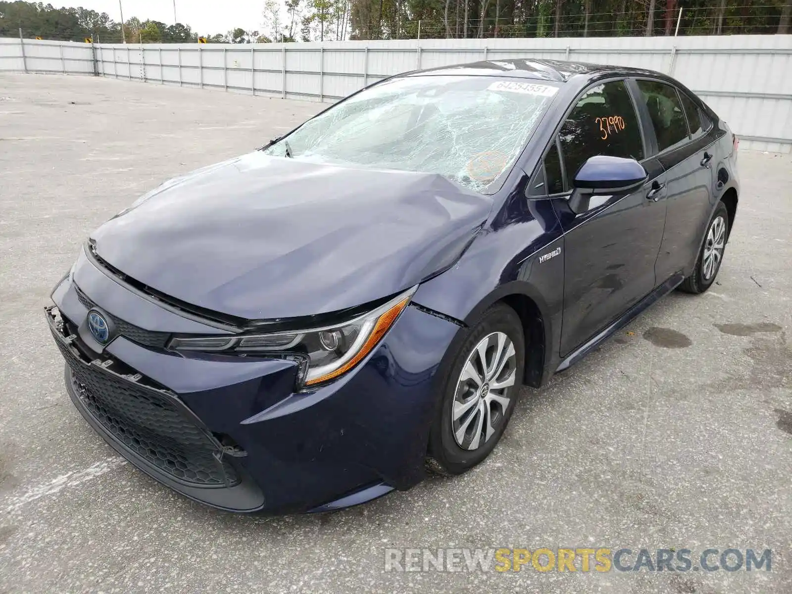 2 Photograph of a damaged car JTDEBRBE0LJ008014 TOYOTA COROLLA 2020